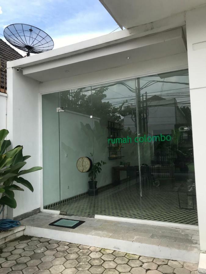 Reddoorz Plus @ Demangan Gejayan Pakualaman Ngoại thất bức ảnh